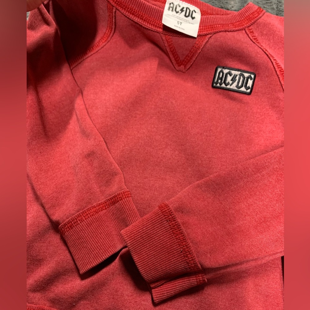 AC/DC kids crew neck sz 5